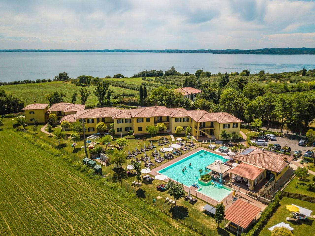 Residence Karina Moniga del Garda 외부 사진