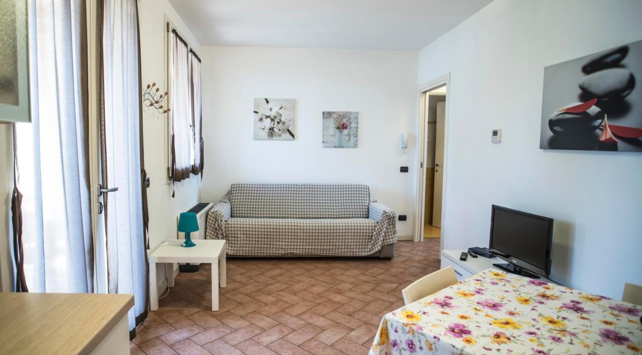 Residence Karina Moniga del Garda 외부 사진